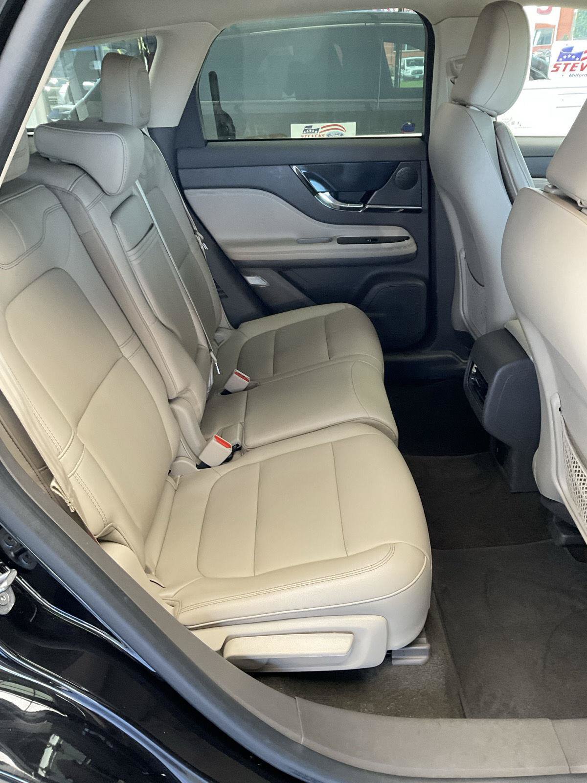 Used 2023 Lincoln Corsair AWD image 14