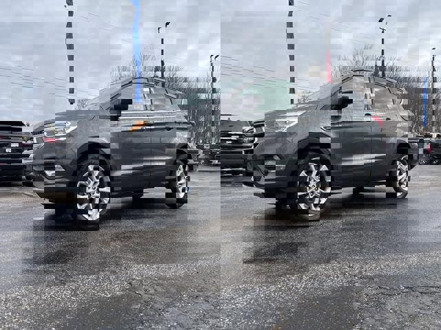 Used 2019 Ford Escape SE image 3