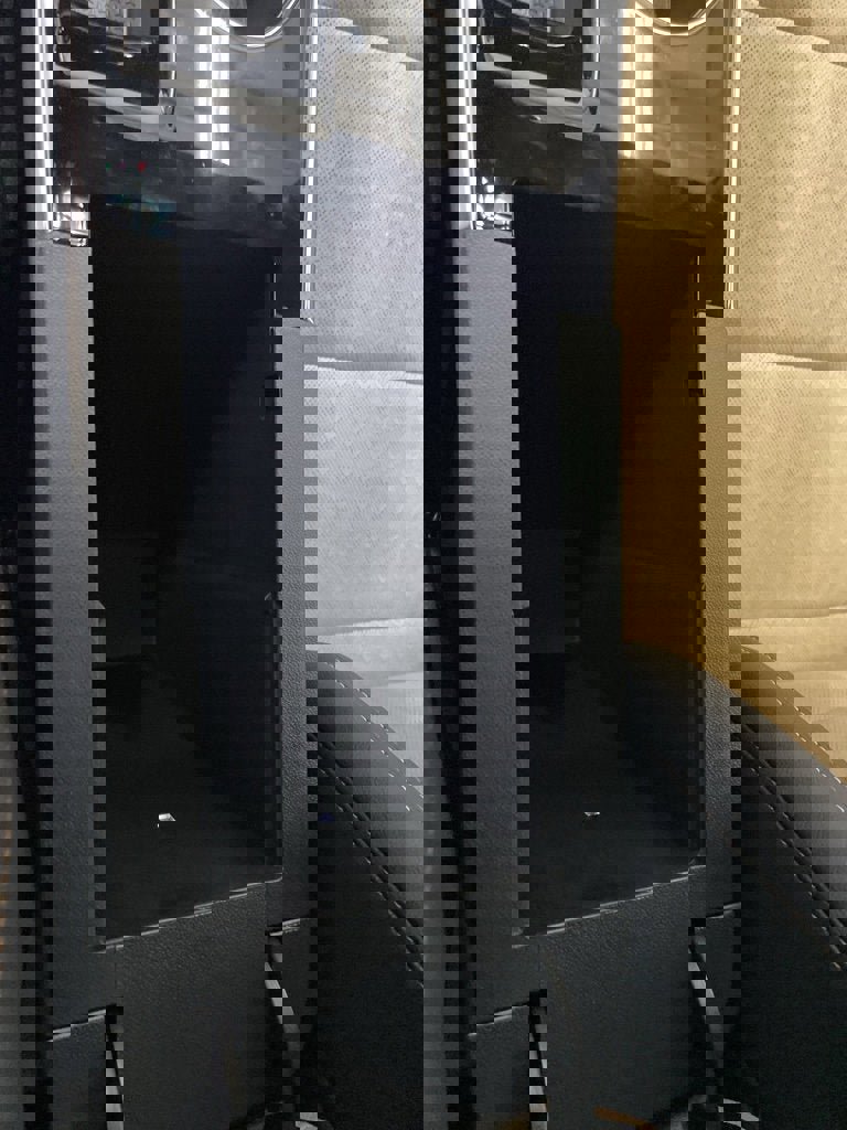 New 2025 Chevrolet Equinox ACTIV w/ Safety and Technology Package image 24