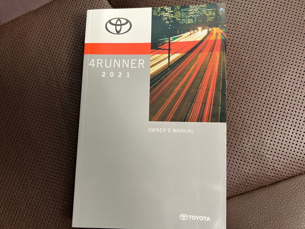 Used 2021 Toyota 4Runner Limited RWD image 30
