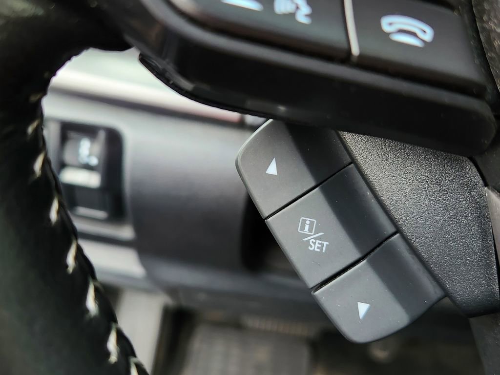 Used 2019 Subaru Forester Premium AWD/4WD image 17