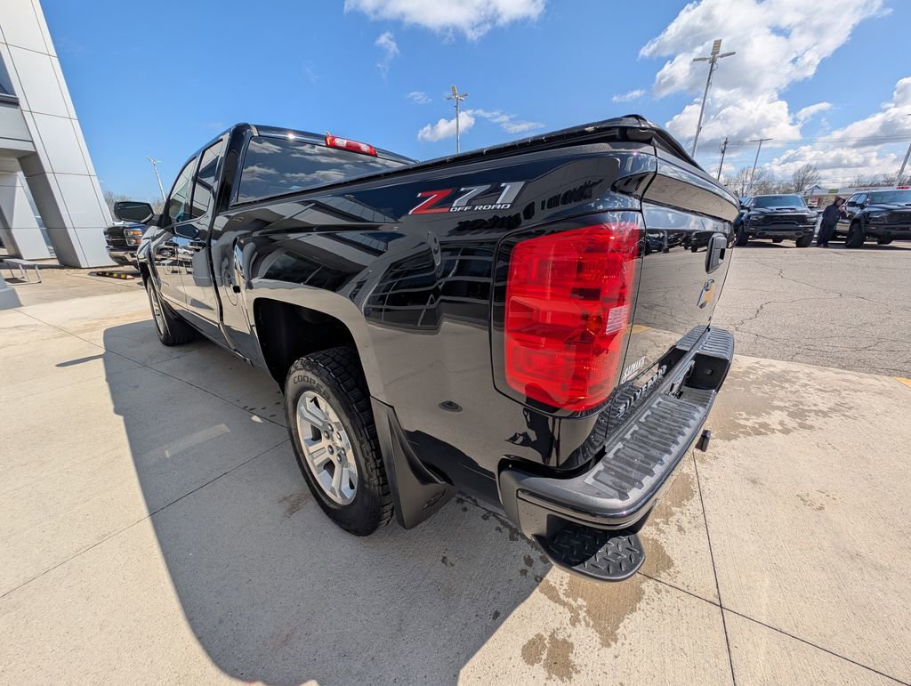 Used 2018 Chevrolet Silverado 1500 LT w/ All Star Edition image 6
