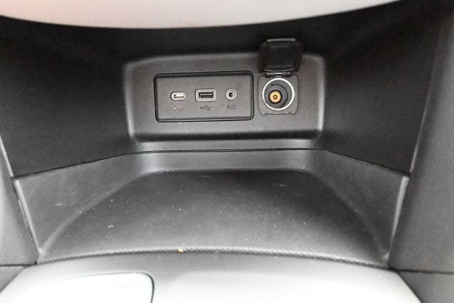 Used 2022 Chevrolet Equinox LS FWD image 39