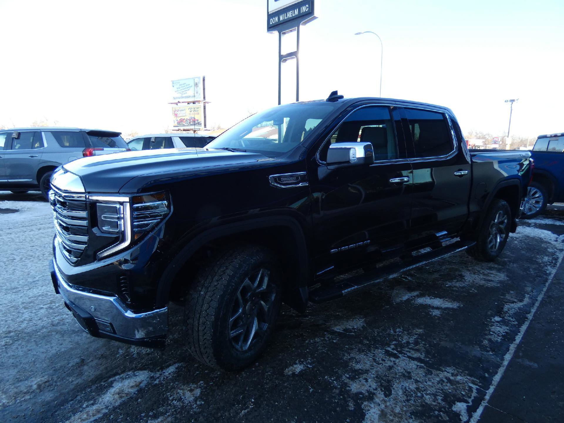 New 2026 GMC Sierra 1500 SLT w/ SLT Premium Plus Package image 6