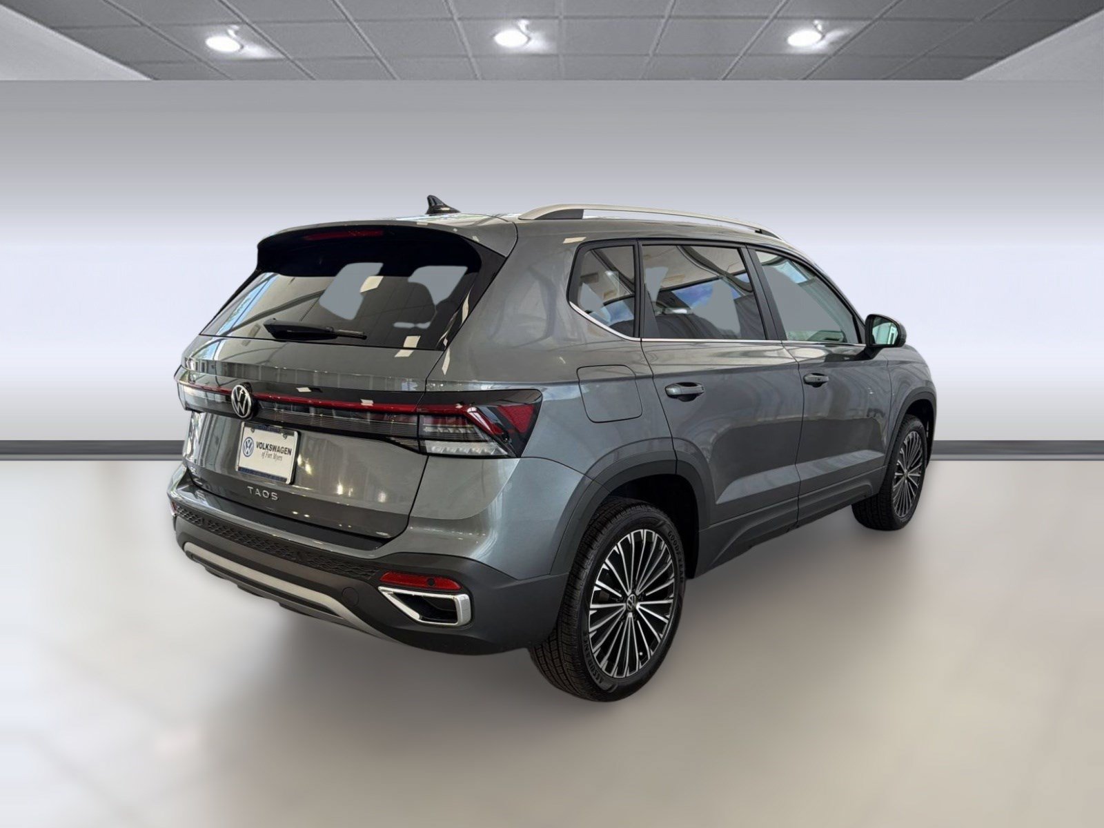 New 2026 Volkswagen Taos SE FWD image 9
