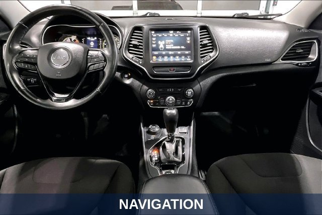 Used 2019 Jeep Cherokee Latitude w/ Comfort & Convenience Group AWD/4WD image 10