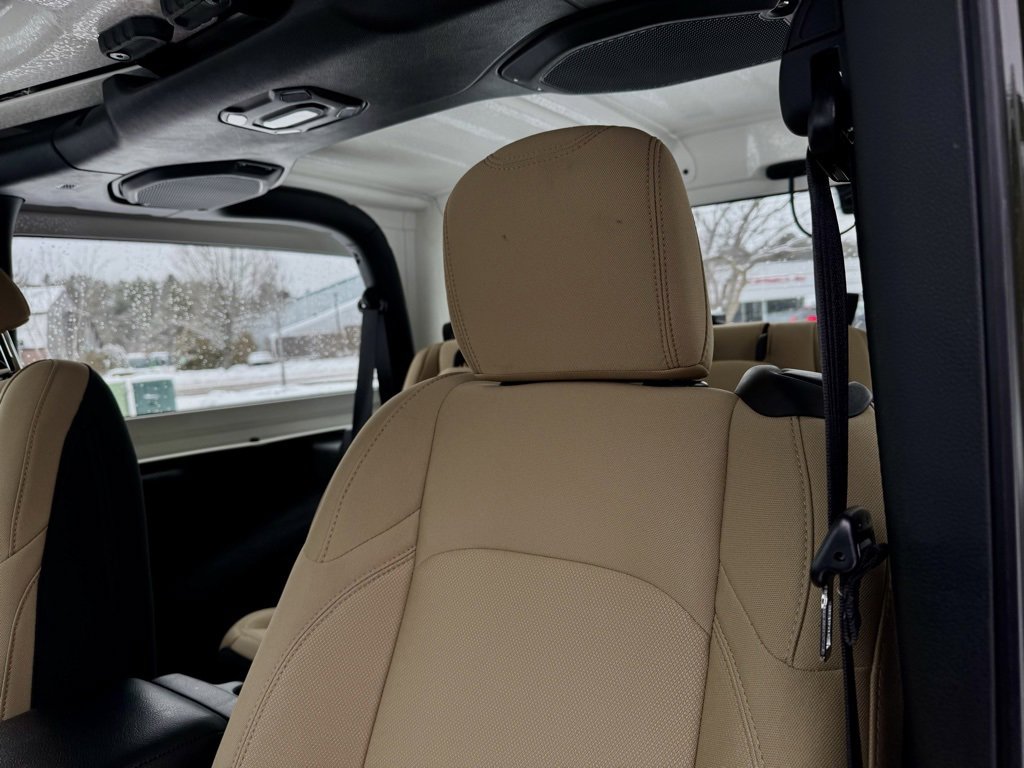 Used 2021 Jeep Wrangler Sport image 24