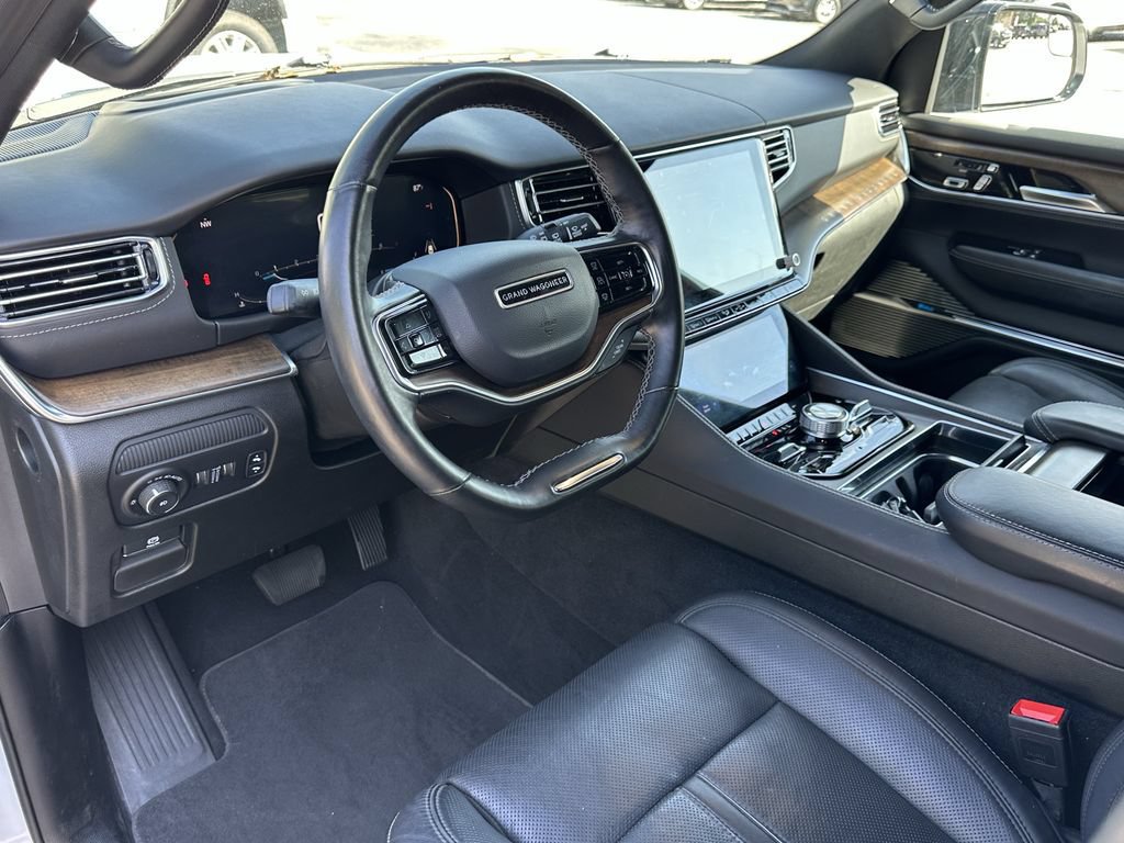 Used 2023 Jeep Grand Wagoneer 4WD image 21