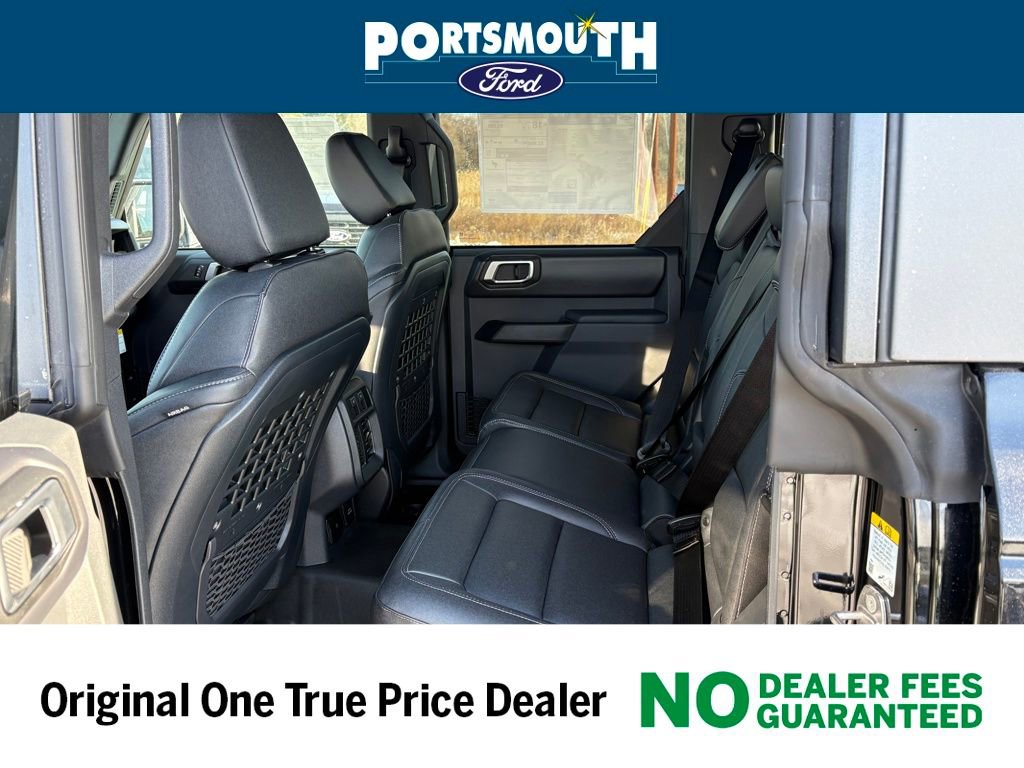 New 2025 Ford Bronco Badlands image 5