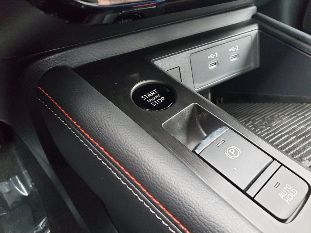 New 2026 Nissan Kicks SR w/ SR Premium Package FWD image 29