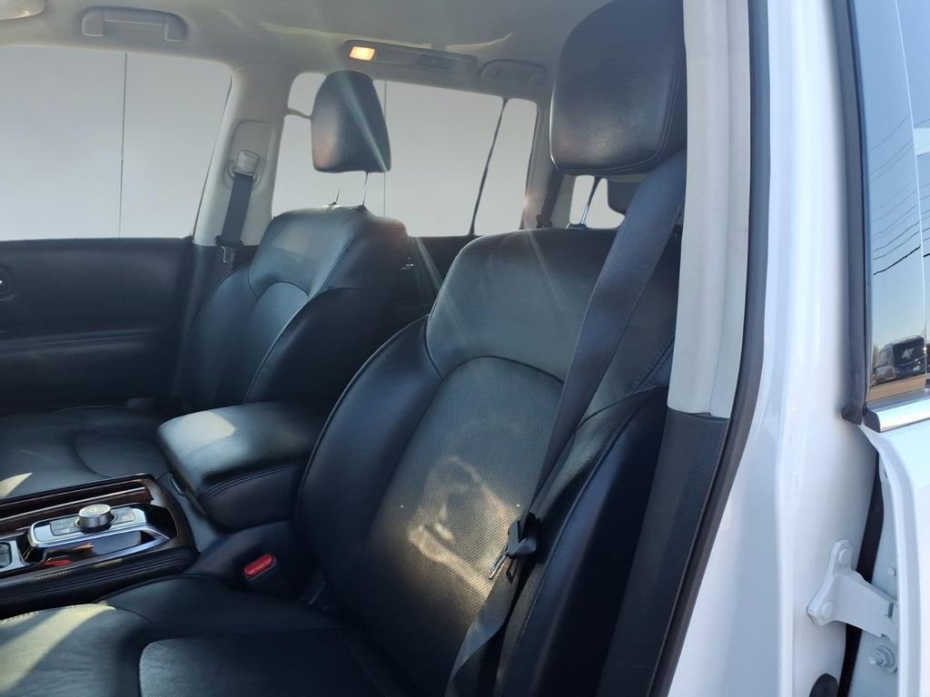 Used 2023 Nissan Armada SL w/ Captain's Chairs Package image 14