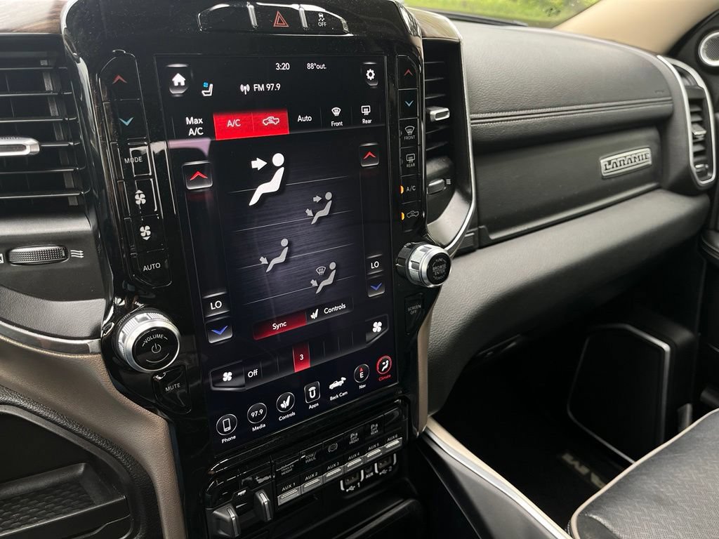 Used 2019 RAM 3500 Laramie RWD image 21