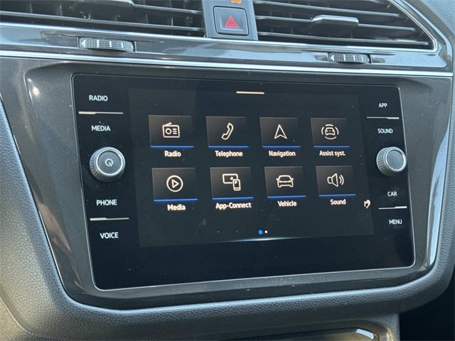 Used 2023 Volkswagen Tiguan SE image 10