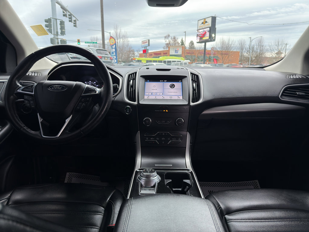 Used 2019 Ford Edge SEL w/ Equipment Group 201A AWD/4WD image 18