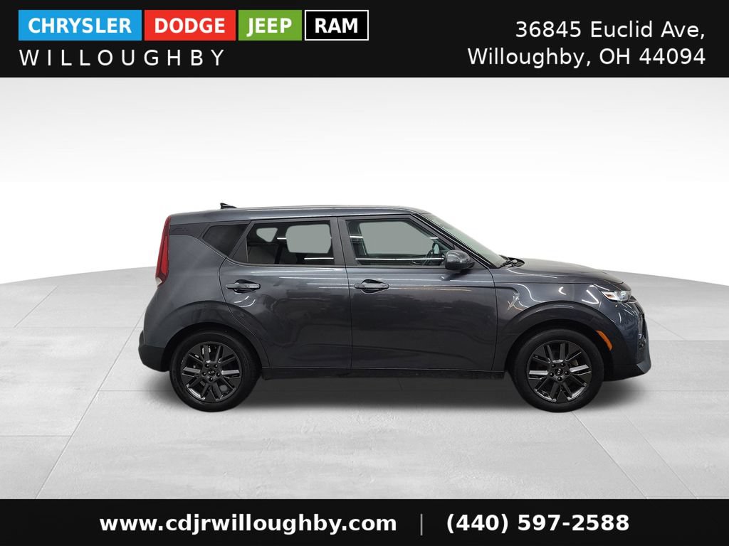 Used 2021 Kia Soul EX FWD image 4
