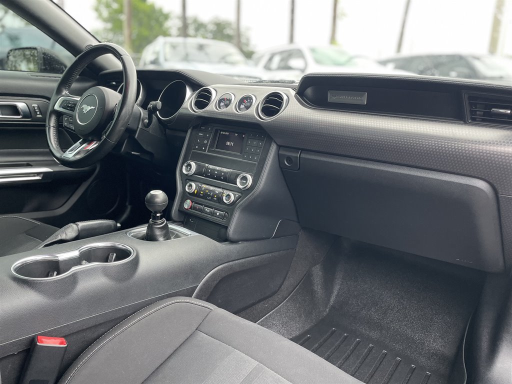 Used 2019 Ford Mustang GT w/ GT Performance Package RWD image 15