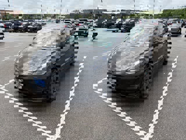Used 2022 Tesla Model 3 Long Range image 1