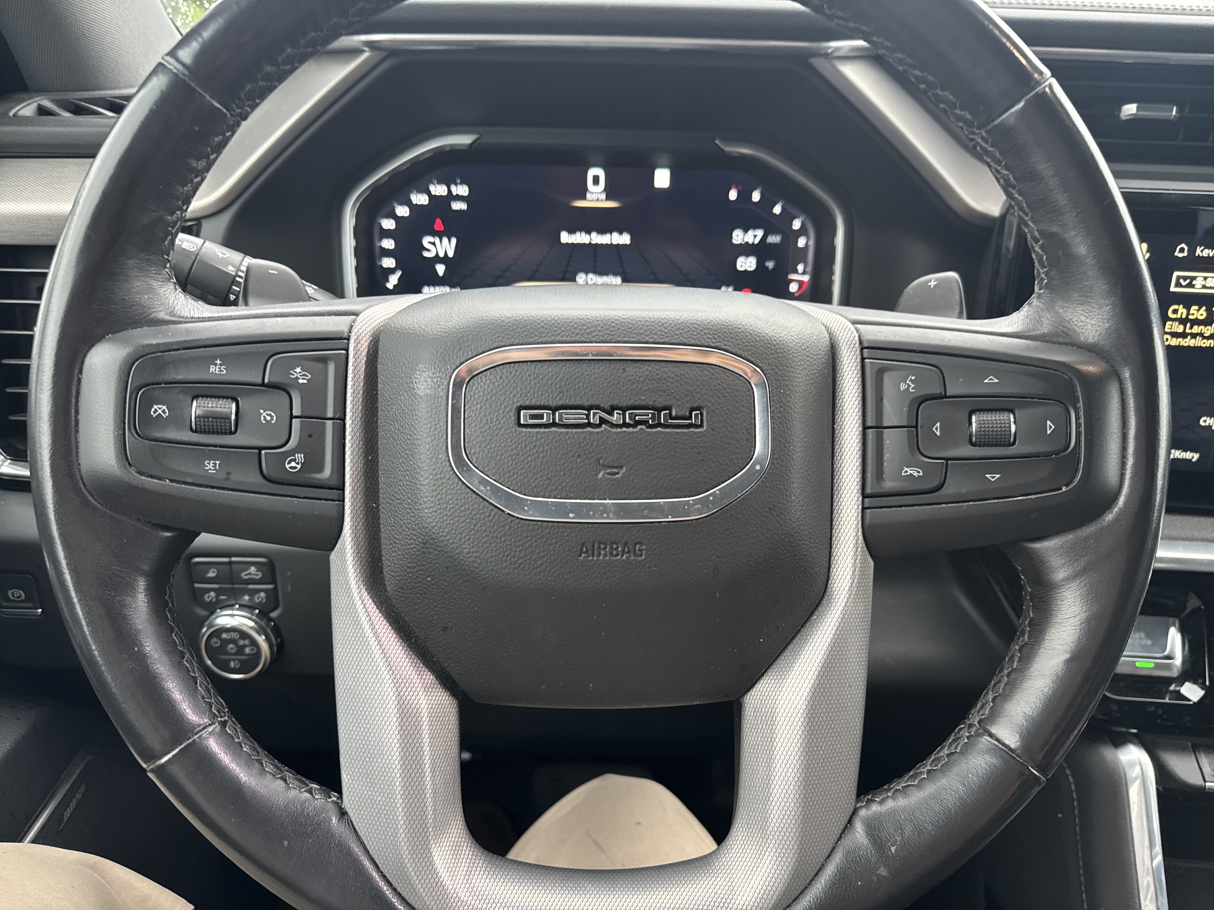 Used 2022 GMC Sierra 1500 Denali AWD/4WD image 17