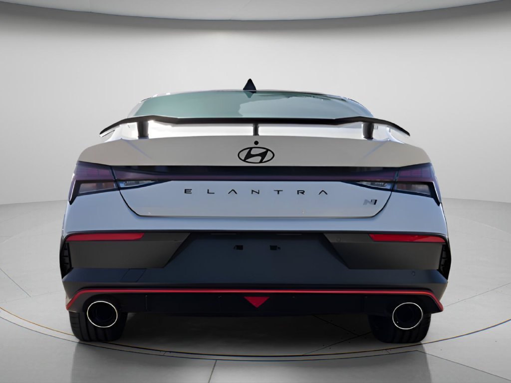 New 2026 Hyundai Elantra N FWD image 4