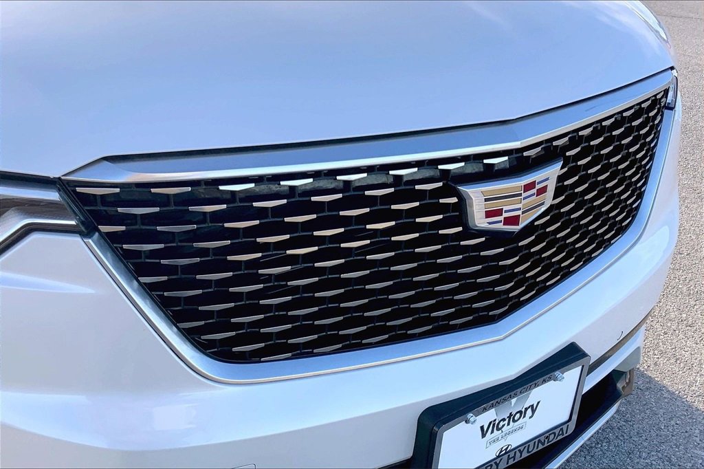 Used 2023 Cadillac XT6 Premium Luxury image 25