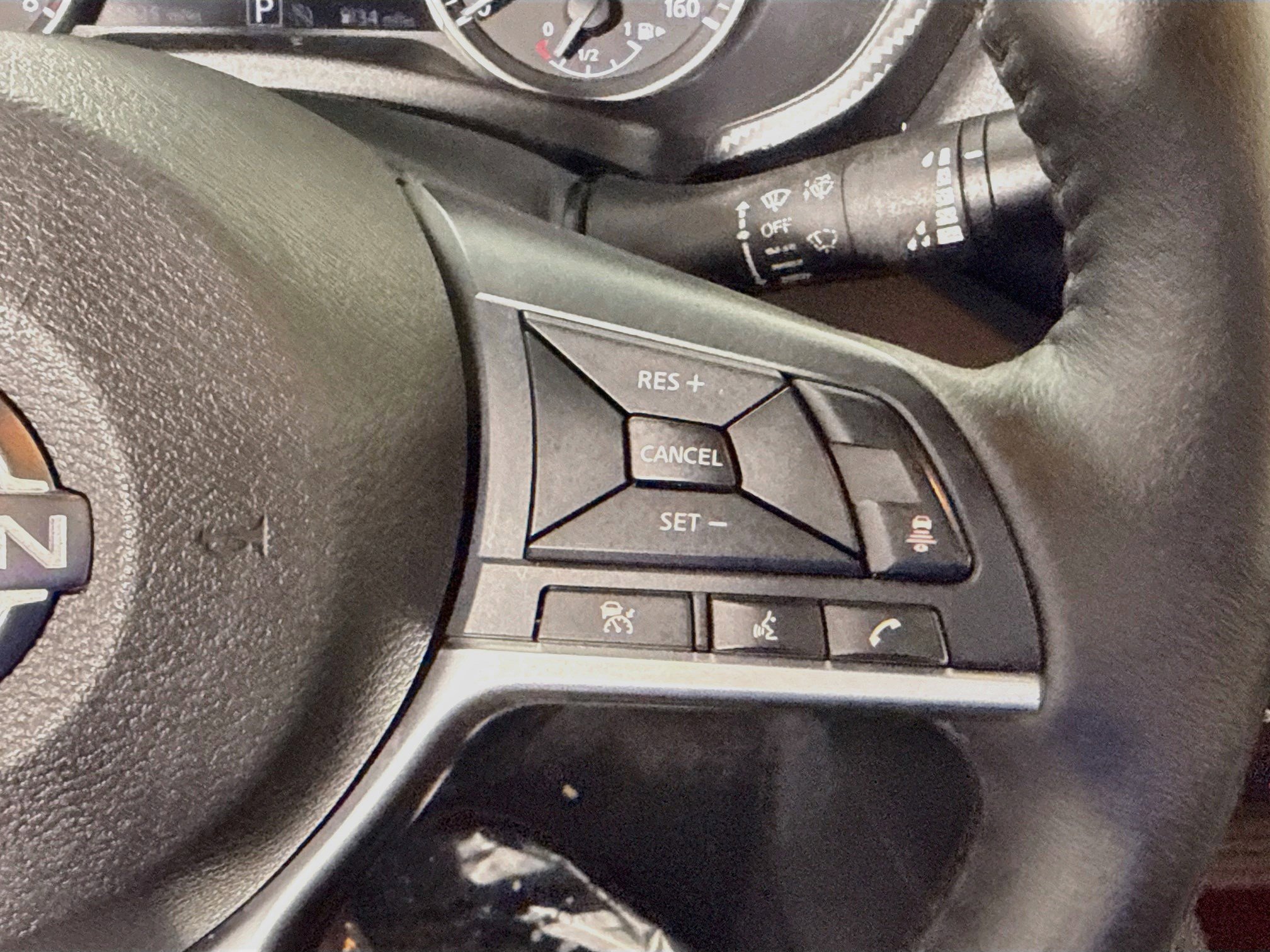 Used 2024 Nissan Sentra SR w/ SR Premium Package FWD image 15