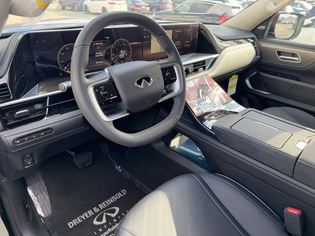New 2025 INFINITI QX80 Luxe image 8