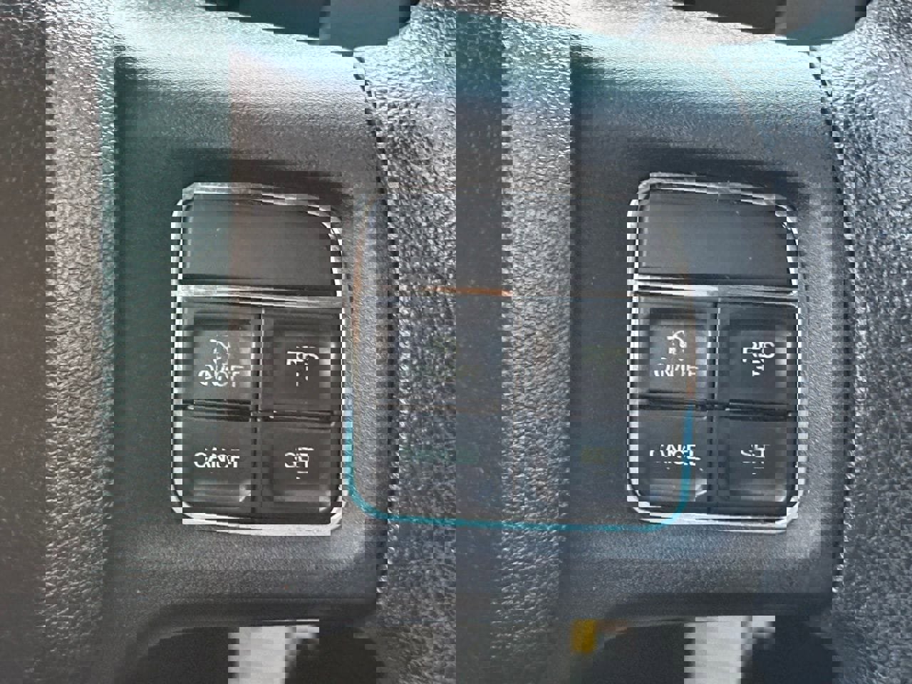 Used 2013 RAM 1500 Express image 22