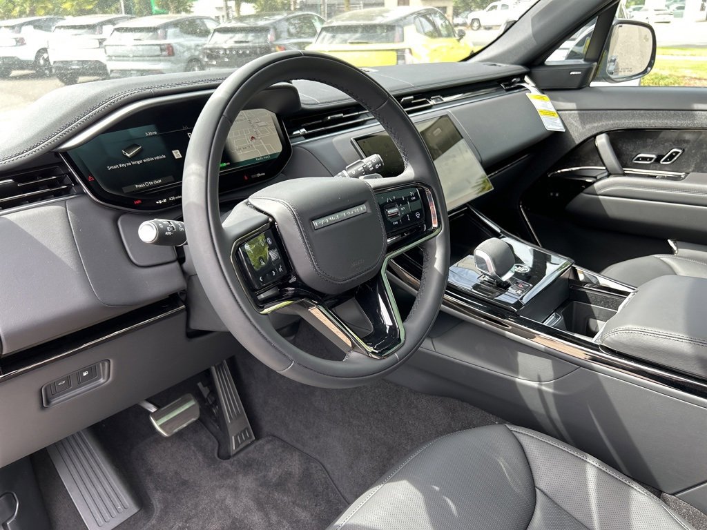 New 2025 Land Rover Range Rover Sport Dynamic SE image 12