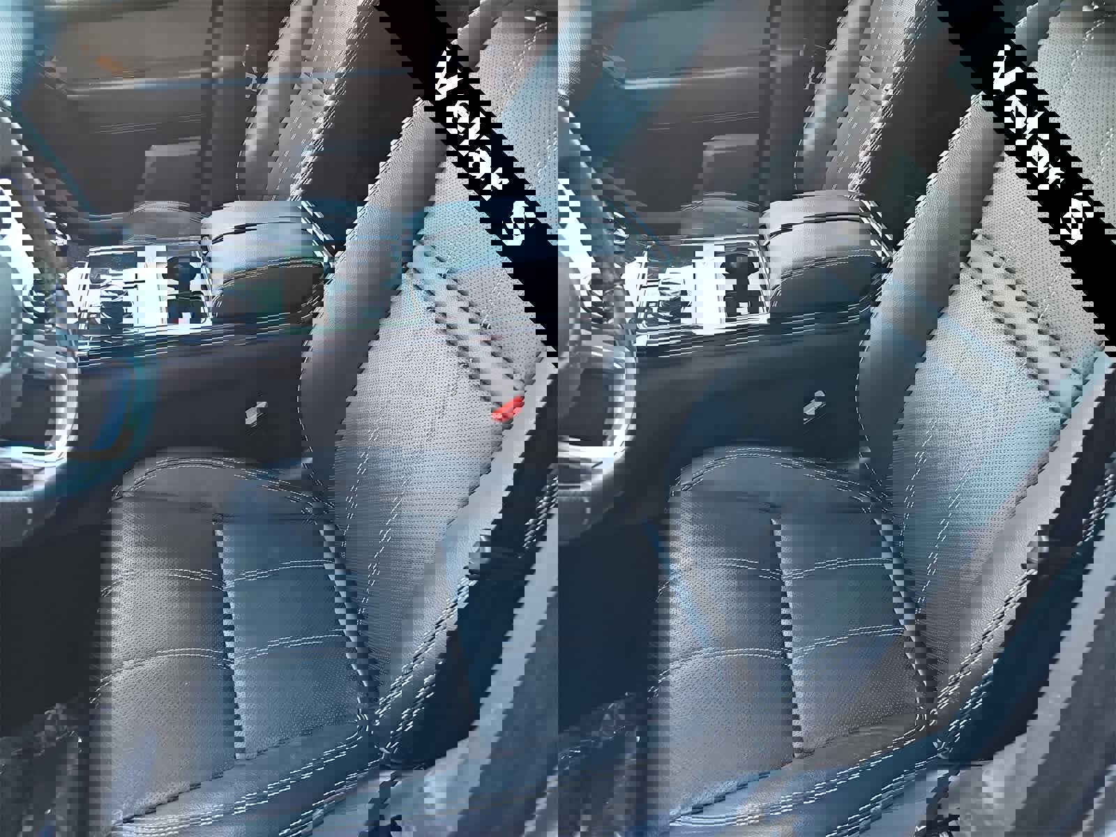 Used 2020 Land Rover Range Rover Velar S image 15