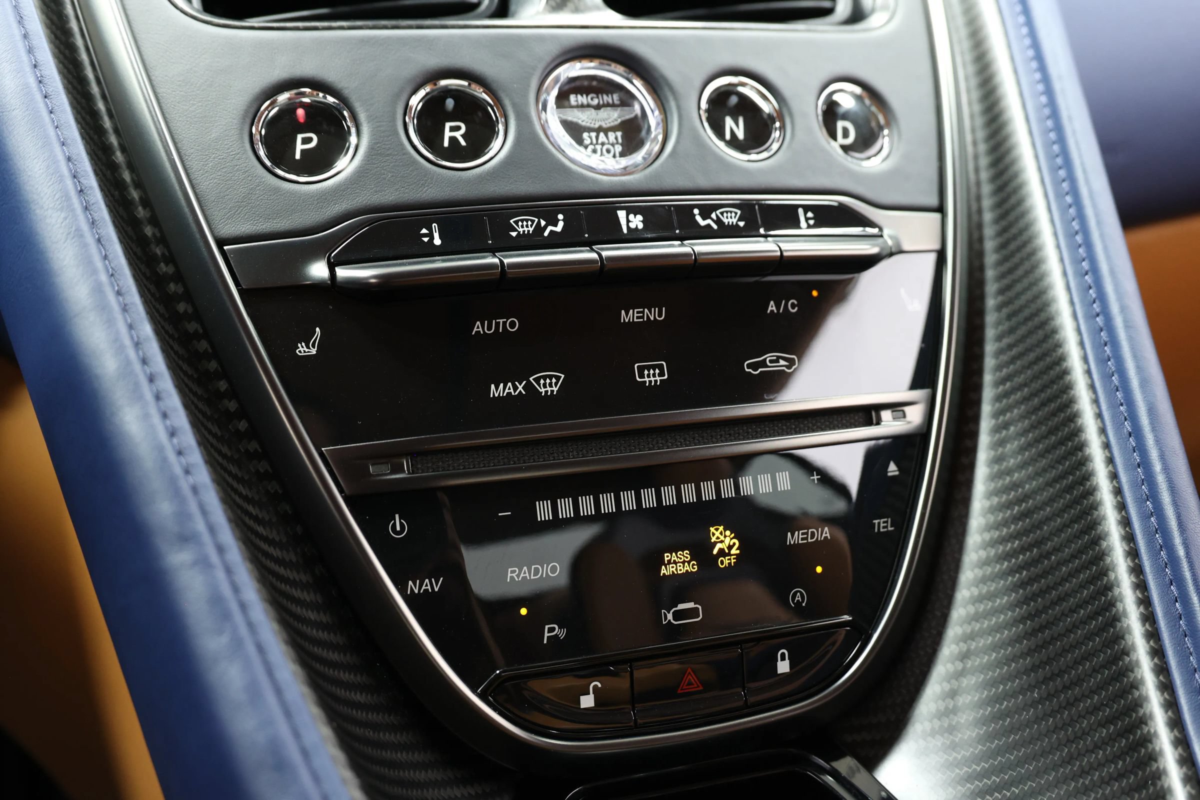 Used 2023 Aston Martin DBS Coupe RWD image 55