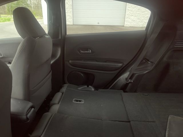 Used 2021 Honda HR-V Sport image 11