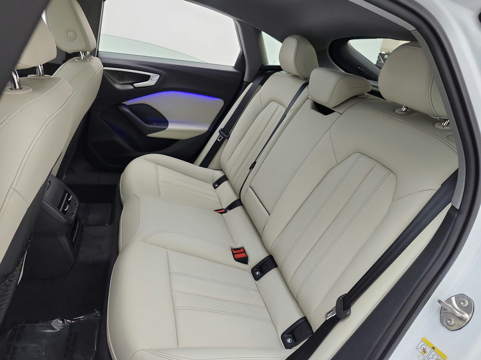 Used 2025 Audi A5 2.0T Premium Plus w/ Premium Plus AWD/4WD image 16