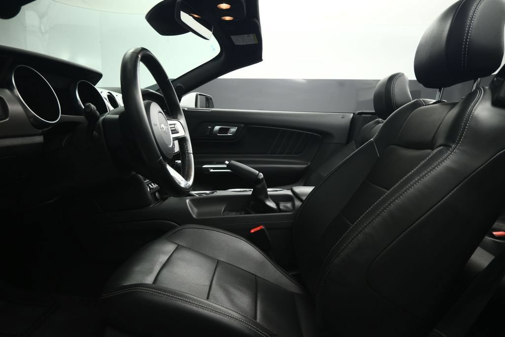 Used 2023 Ford Mustang Premium RWD image 39