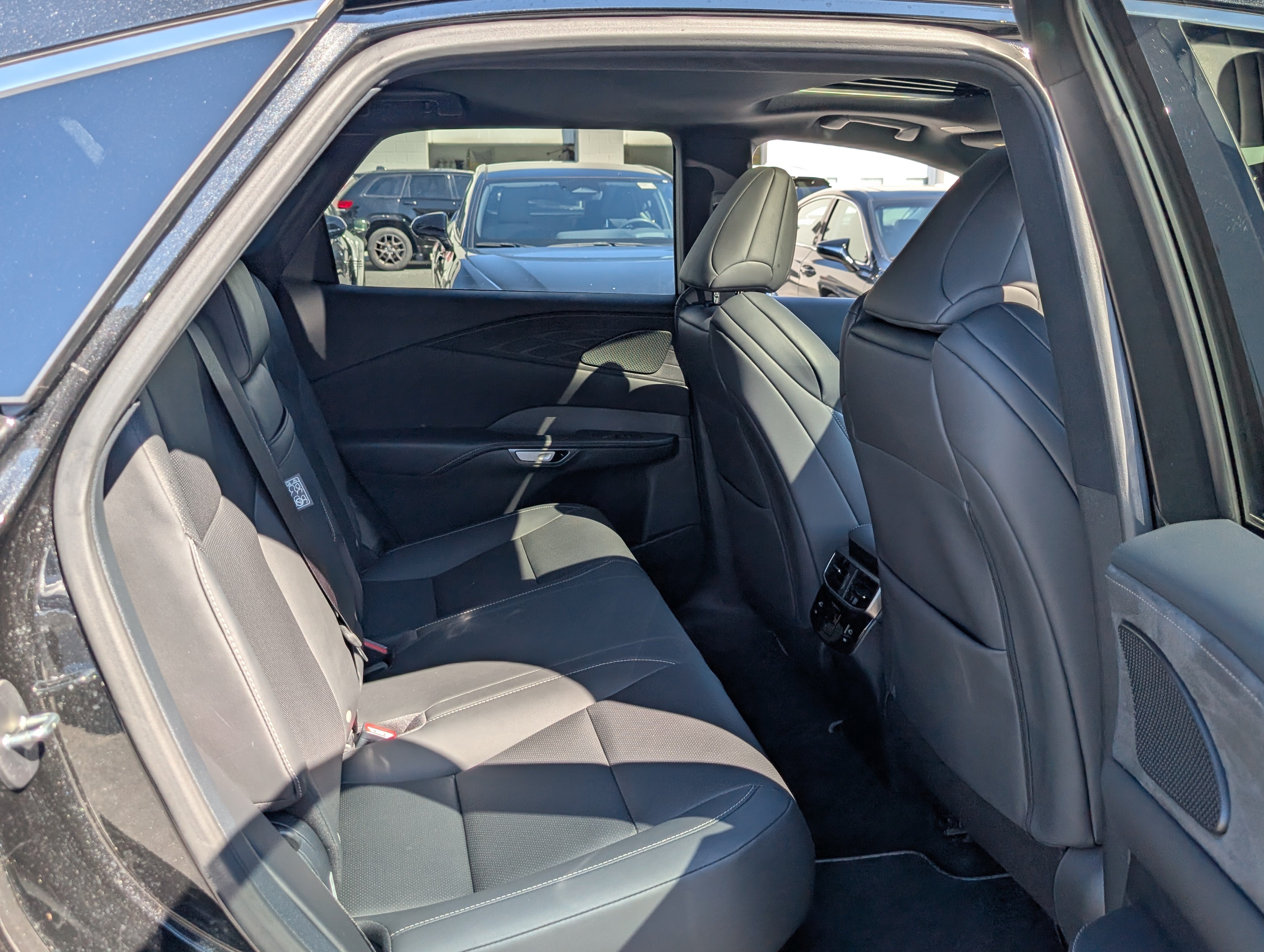Used 2024 Lexus RX 350 F Sport w/ Technology Package AWD/4WD image 13