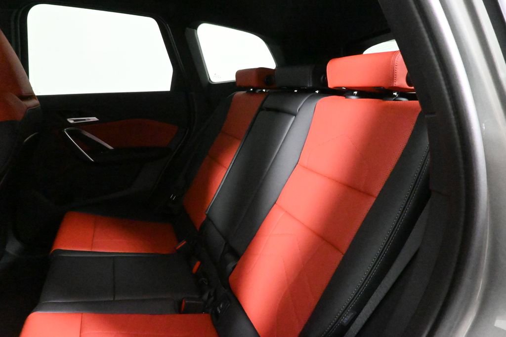 Used 2025 BMW X1 xDrive28i w/ M Sport Package image 4