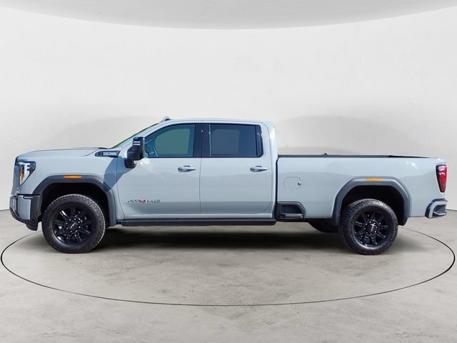 Used 2025 GMC Sierra 2500 AT4 w/ AT4 Premium Plus Package AWD/4WD image 8