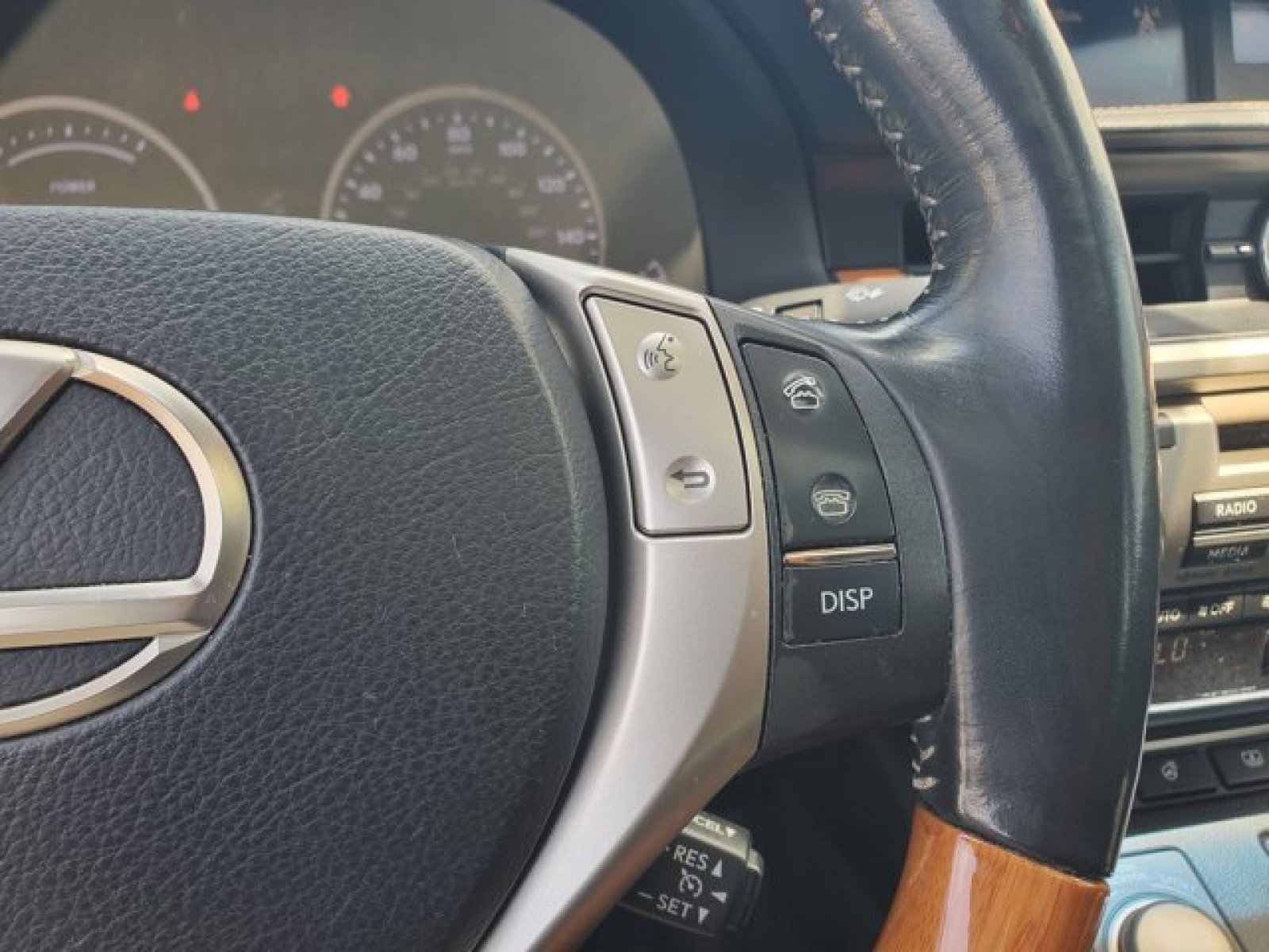 Used 2015 Lexus ES 300h w/ Navigation System Package FWD image 21