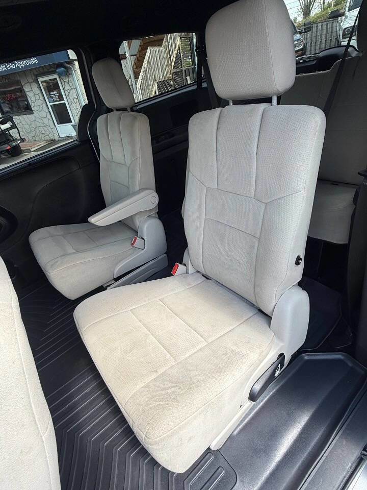 Used 2020 Dodge Grand Caravan GT image 8