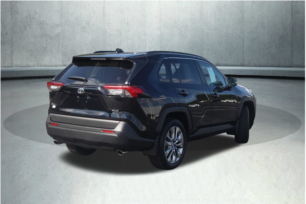 Certified 2019 Toyota RAV4 XLE Premium w/ Cold Weather Package AWD/4WD image 15