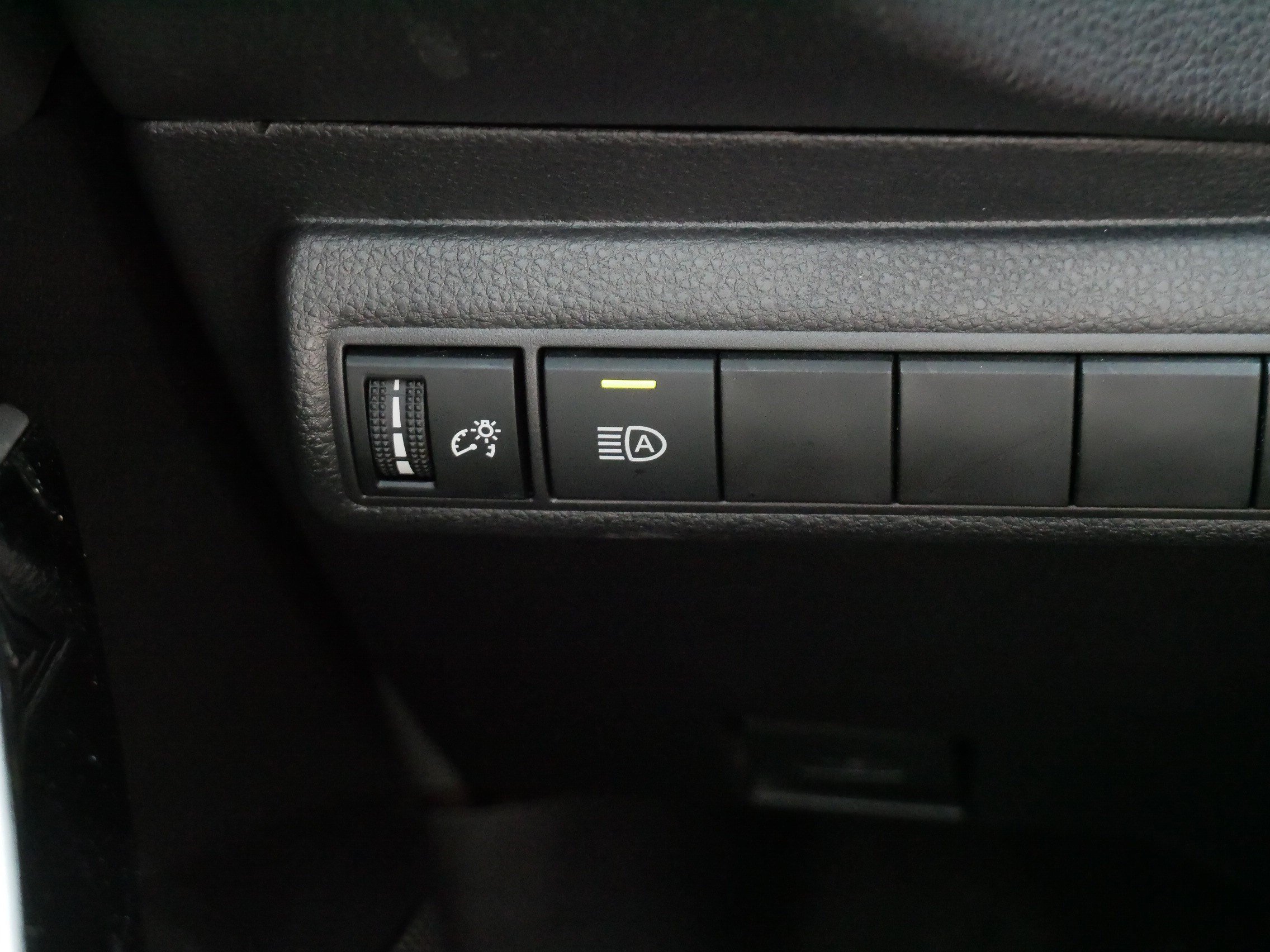 Used 2026 Toyota Corolla XSE FWD image 27