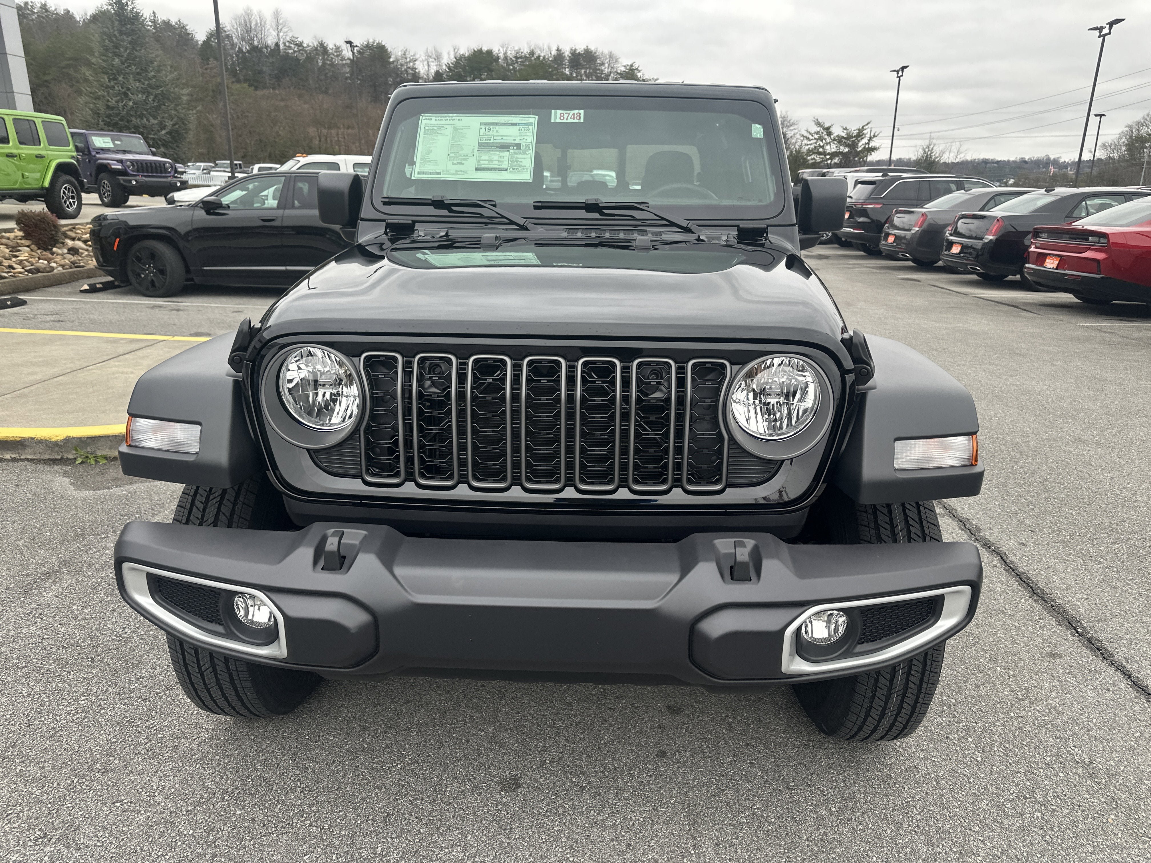 New 2026 Jeep Gladiator Sport AWD/4WD image 3