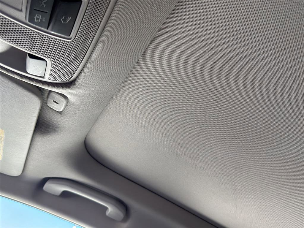 Used 2019 INFINITI QX30 Premium w/ Navigation Package image 36