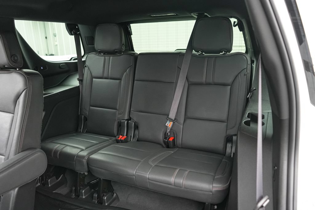 Used 2022 Chevrolet Tahoe RST w/ Luxury Package AWD/4WD image 20