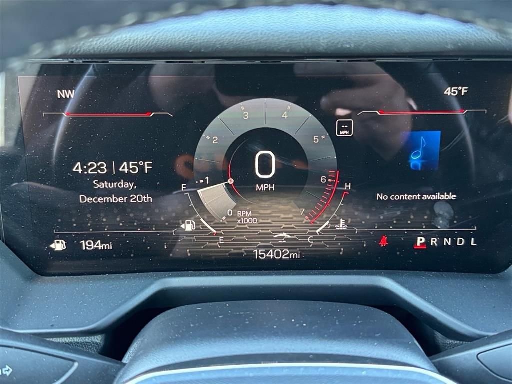 Used 2025 GMC Acadia Elevation image 21