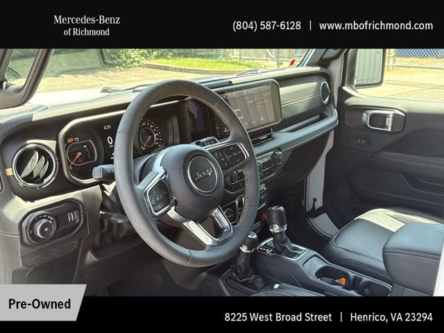 Used 2024 Jeep Wrangler Unlimited Sahara w/ Technology Group AWD/4WD image 12