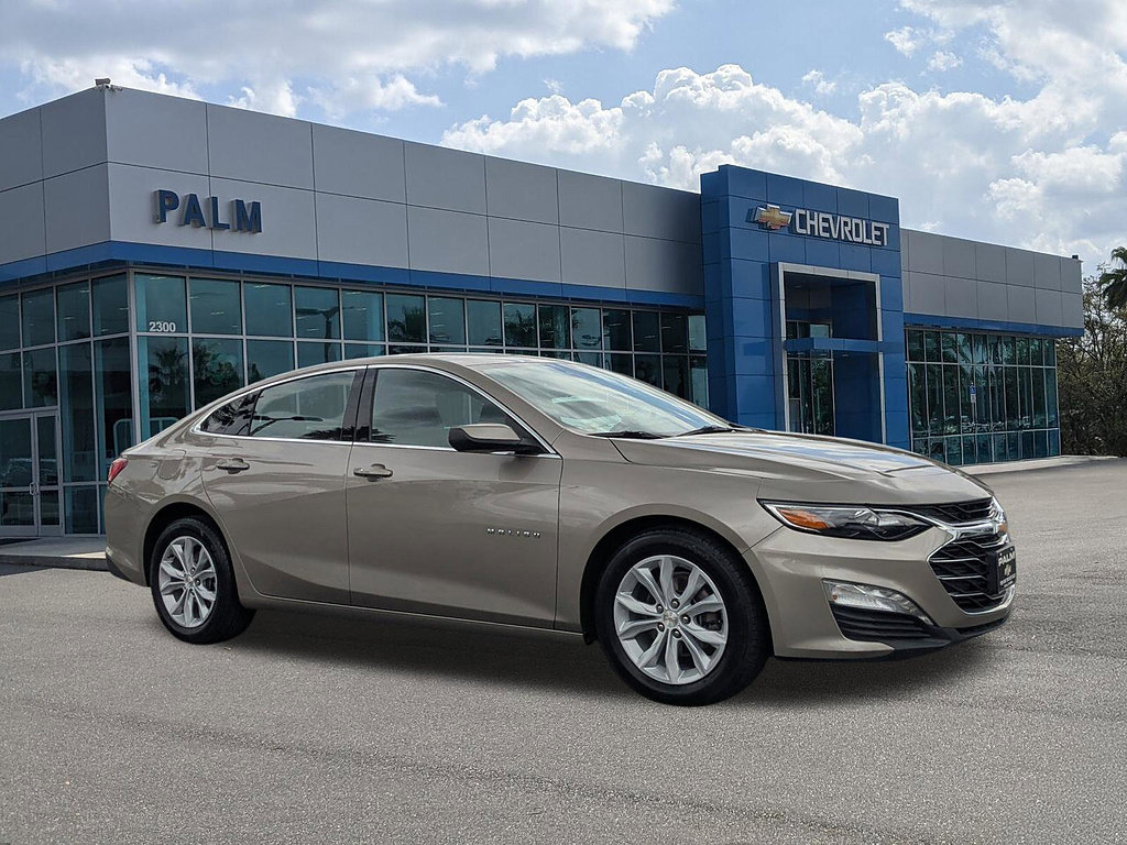 Used 2025 Chevrolet Malibu LT FWD image 1