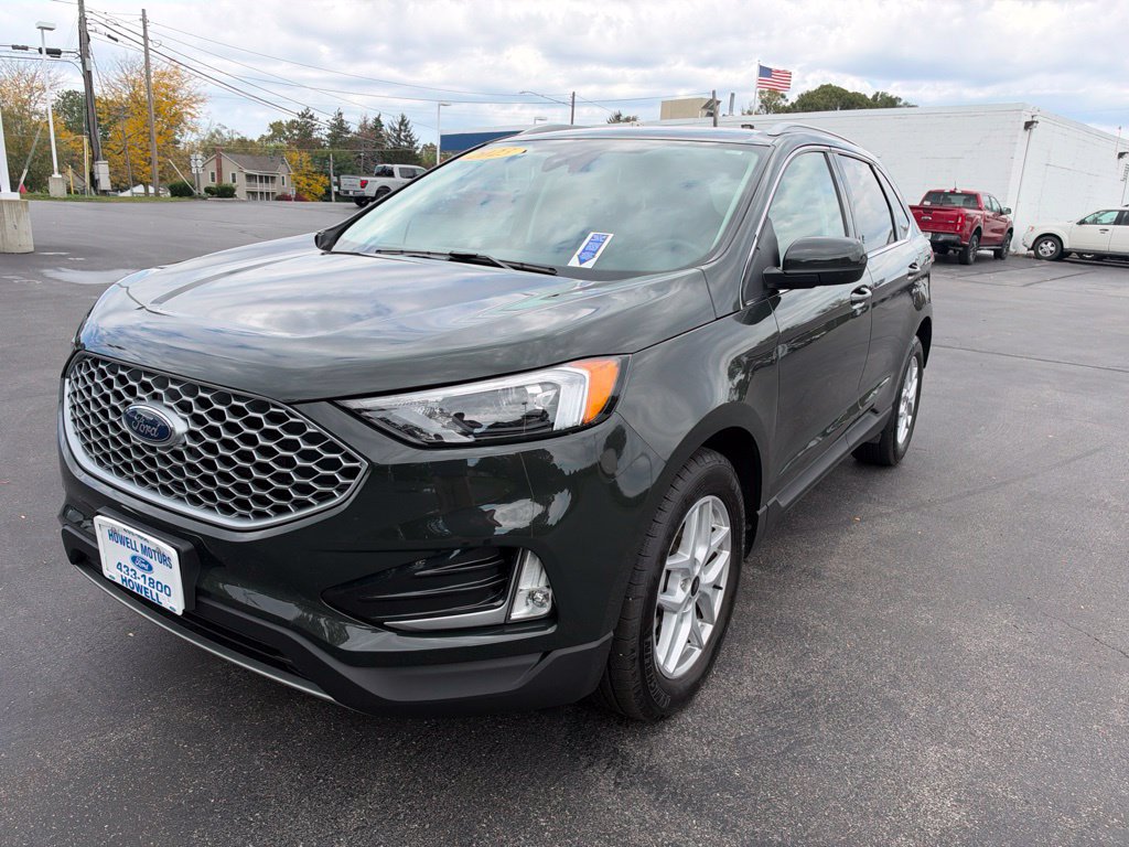Used 2023 Ford Edge SEL w/ Convenience Package AWD/4WD image 3