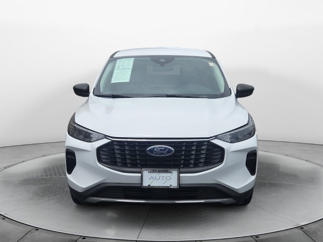 Used 2023 Ford Escape Active w/ Tech Pack #1 AWD/4WD image 8
