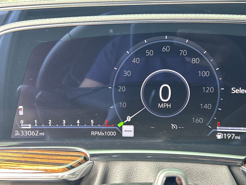 Certified 2024 Cadillac Escalade Premium Luxury image 30