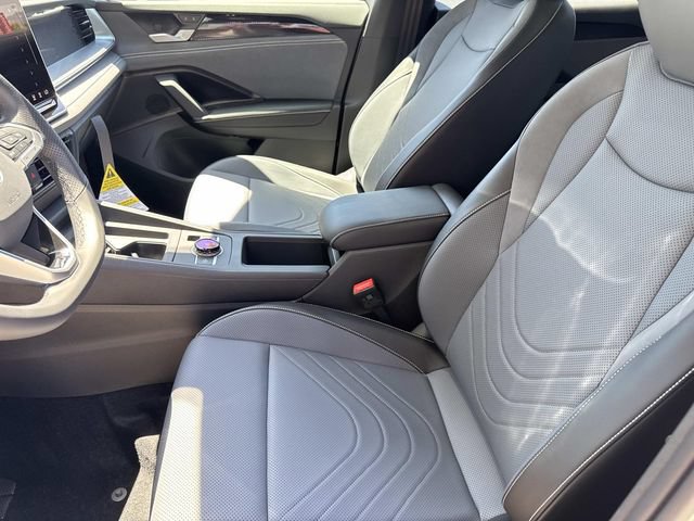 New 2026 Volkswagen Tiguan SE R-Line FWD image 20